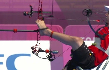 Jeux Paralympiques 2021 : Piotr Van Montagu, "l’archer sans bras"
